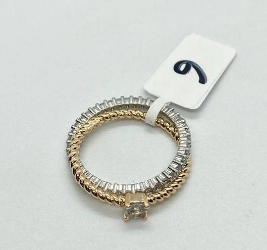 Size 6 Interlocking Silver Tone and Golden Rings