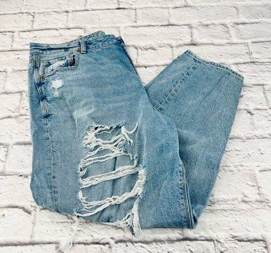 American Eagle  Destroyed Relaxed Mom Jeans Size 16R High Rise Stretch