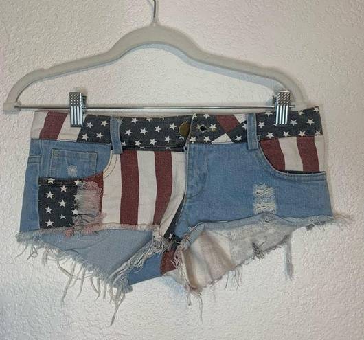 Daisy Low-Rise American Flag Print  Duke Ripped Denim Shorts Size Small 4th July