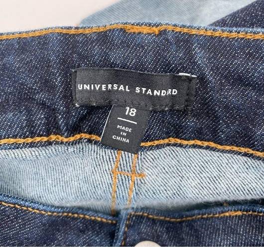 Universal Standard  Stevie High Rise Straight Cuffed Jeans 27" in Dark Indigo