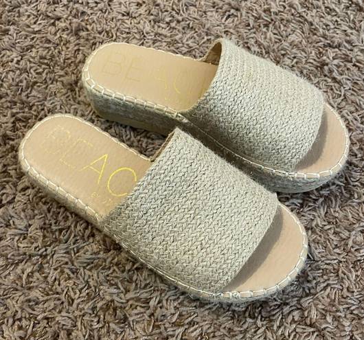 Beach By Matisse Tan platform Sandals Size 6