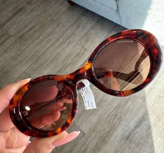 Moncler SALE🔥 Oval Havana brown sunglasses ✨❤️