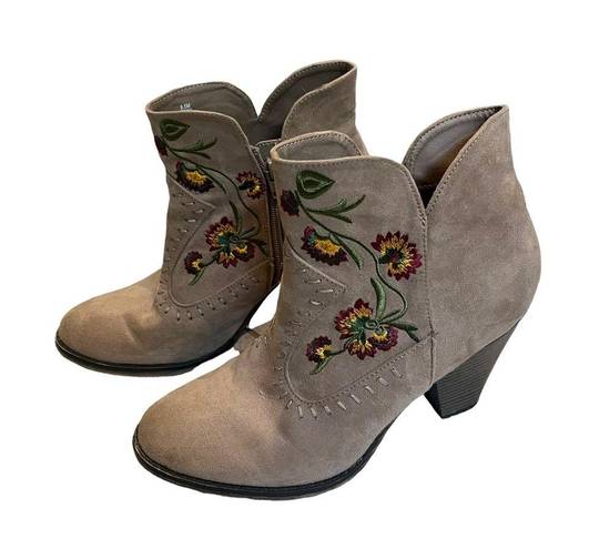 MIA  Melrose Embroidered  Ankle Cowboy Boots