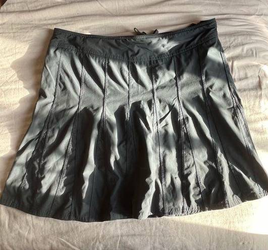 Athleta •charcoal skort •size 16