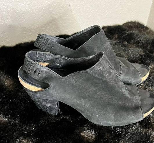 Eileen Fisher  Black Textile Upper Wedge Slingback Women's Shoes Size 8