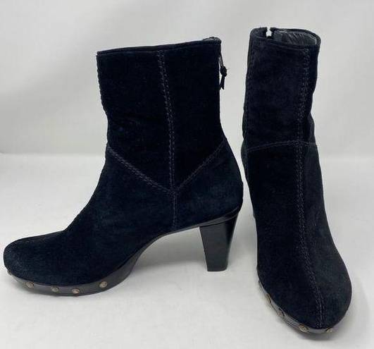 Stuart Weitzman  Suede Back Zip Stud Trim Booties