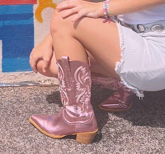 Cowboy / Cowgirl Boots Pink Size 6