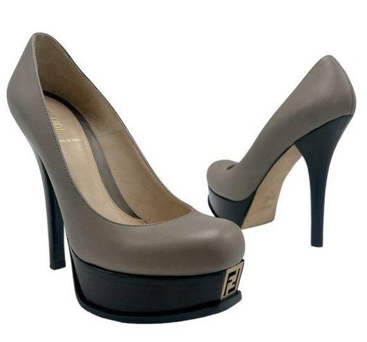 Fendi  Grey Leather Logo Platform Pumps Size 8.5 / 38.5