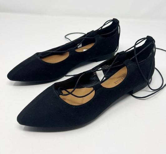 American Eagle  Black Lace Up Pointed Toe Flats Size 6 Faux Suede