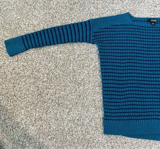 a.n.a A New Approach Teal and Navy Knit Striped Sweater Size Petite Small