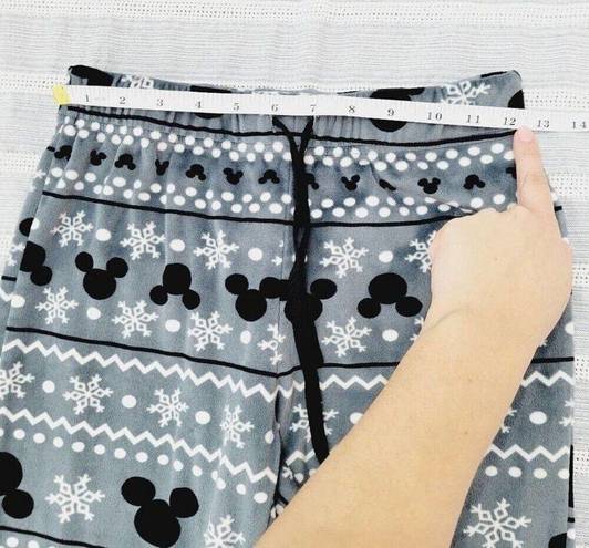 Disney  Womens Mickey Mouse Snowflake Fleece Pajama Set Size X-Small Grey Black