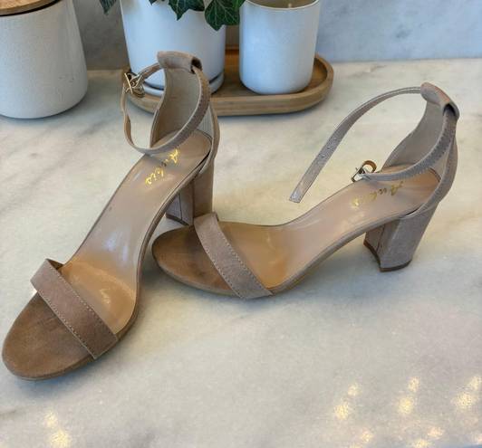 Nude Heels With Ankle Strap Tan Size 7