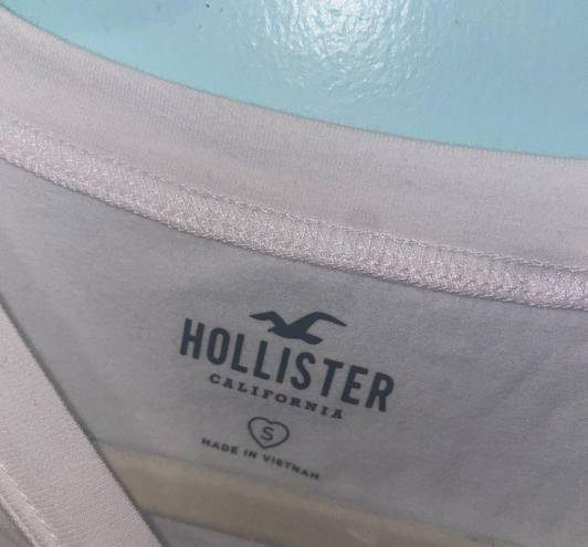 Hollister cape town baby tee