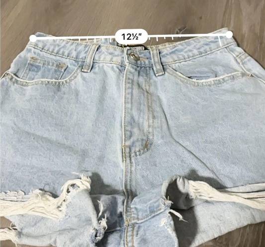 Missguided  High Rise Light Wash Distressed Raw Hem Short Shorts Size 6