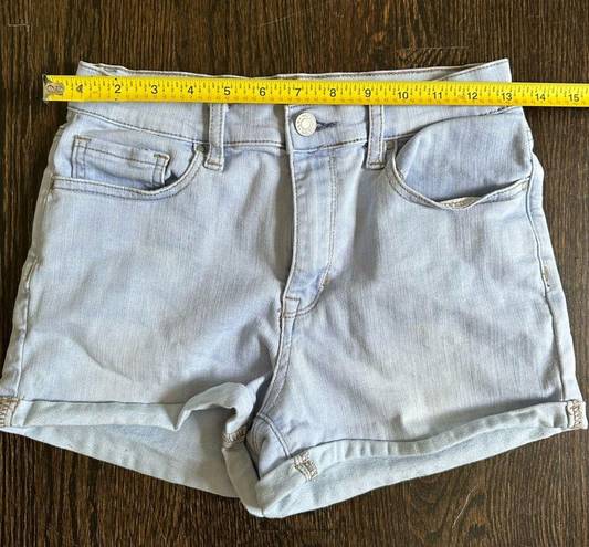 PacSun  Women’s The Shortie High Rise Jean Shorts Light Wash Blue Denim Size 27