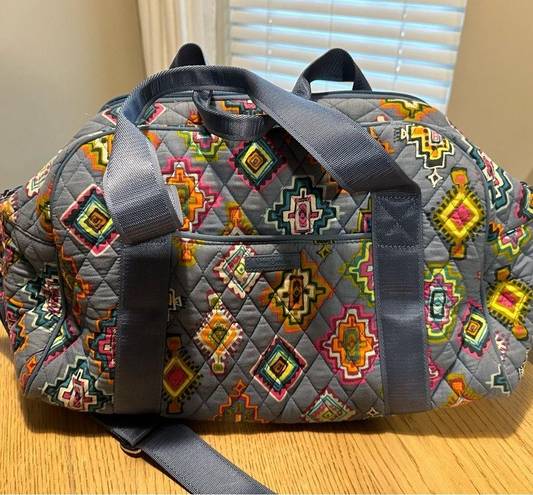 Vera Bradley Weekender in Painted Medallions 