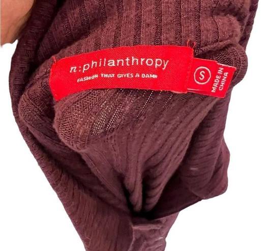 n:philanthropy  Sia Top Space Cherry size small