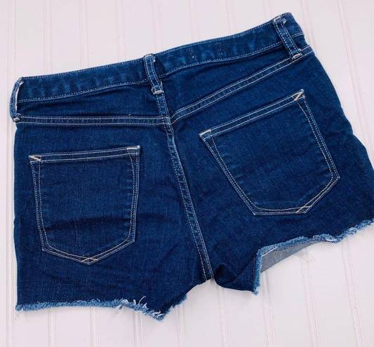 Gap 1969  Women's Slim‎ Cut Off Maddie Short Size 26R Mid Rise Raw Hem Dark Wash