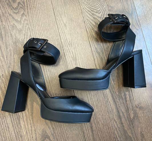 DKNY Briella Mary Jane block Heels size 7