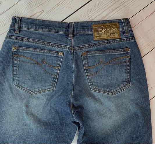 DKNY  Soho Cuffed Ankle Jeans Size 6