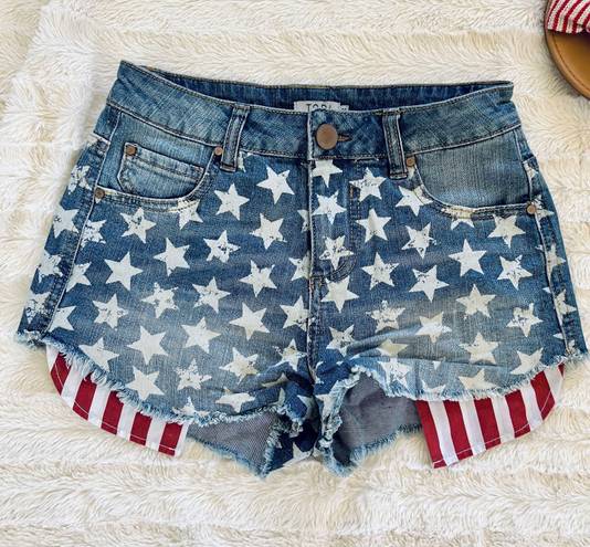 Tobi Stars & Stripes Shorts