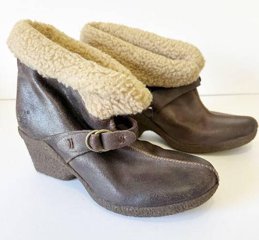 Timberland  Earth Keepers Womens 7.5 Wedge Shearling Lined Brown Booties