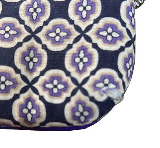 Vera Bradley  Women’s Purple Floral Print Zipper Closure Clutch Size Small