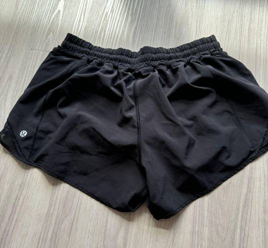 Lululemon Hotty Hot Shorts 4”