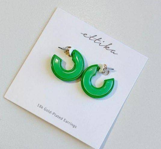 Ettika NWOT  Green Daydreamin' Resin Earrings