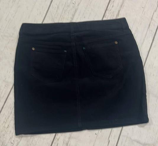 Tommy Hilfiger  black corduroy mini skirt