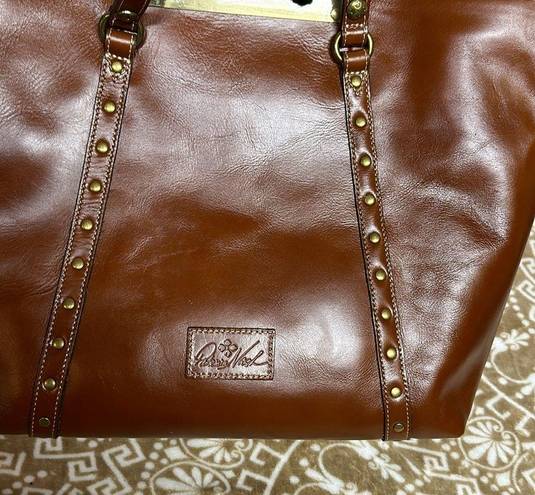 Patricia Nash Benvenuto Heritage Collection Leather Tote with dust bag NWT