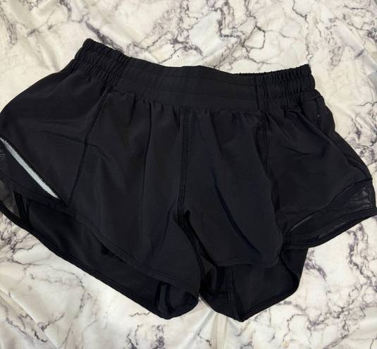 Lululemon Hotty Hot Short 2.5”