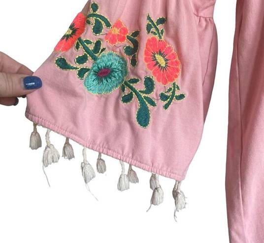 Umgee  WomenTop Crew Boat Neck 3/4 Tassel Embroiled Flower Bell Sleeve Boho Pink