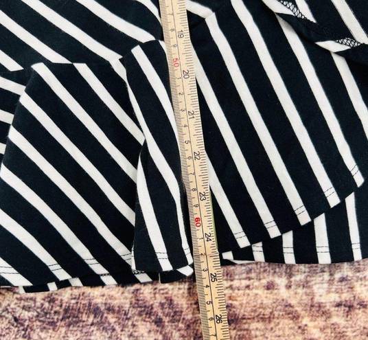 Talbots  Ruffle Knee Length Midi Wrap Skirt Black White Striped Small Stretch