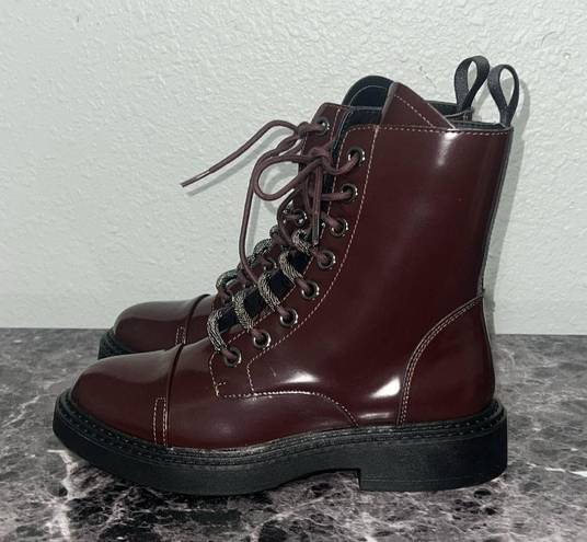 DKNY NWOT  Malaya Lace-Up Combat Booties Size: 7.5 US