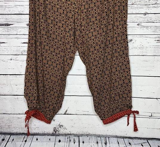 Daniel Rainn DR2 by  NWT 3X Black & Orange Printed Elastic Waist Crop Capri Pants