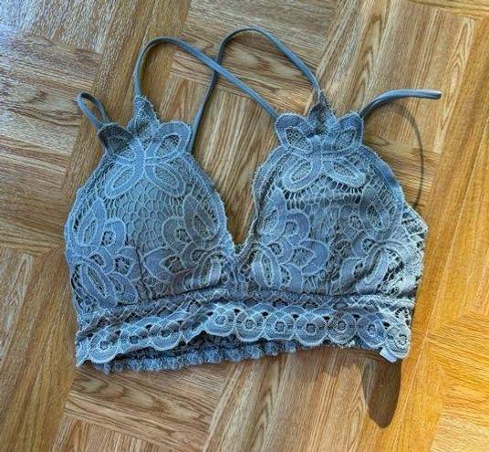 Cherish ⭐️ Like New Gray Bralette Size Small 