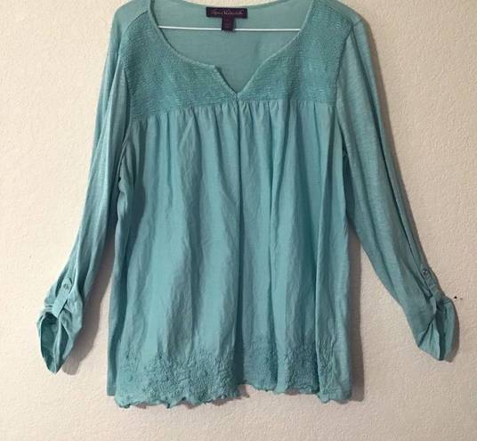 Gloria Vanderbilt Designers women, blouse. . Size large.