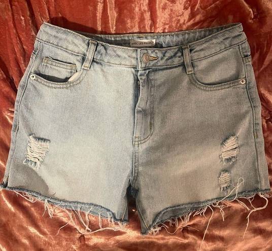 Avec Les Filles EUC Women’s  Cut Off Denim Shorts Size 28 👖