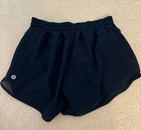 Lululemon Hotty Hot Shorts 4”tall