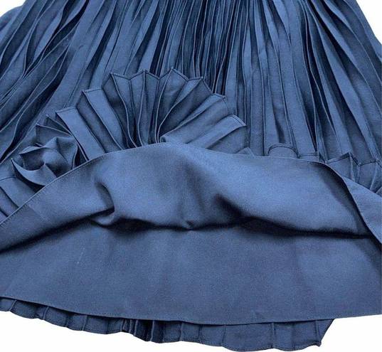 Jason Wu  size 8 black pleated skirt