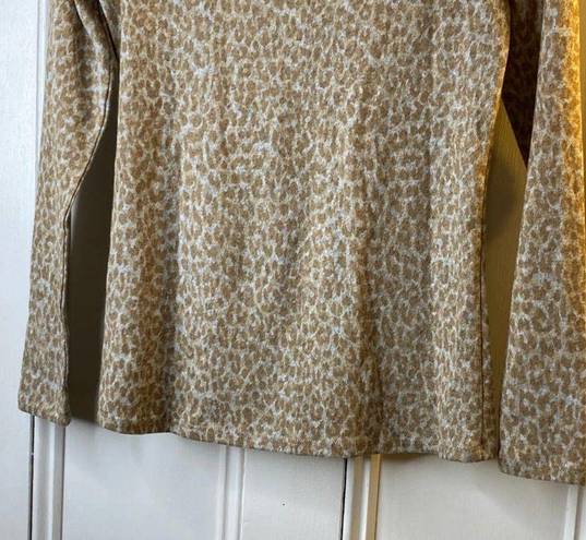 BeachLunchLounge  Shaylah Gray & Tan Leopard Print Mock Neck Sweater Womens Small