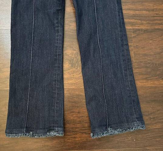 Elizabeth and James  Roberta dark wash cropped raw hem flare jeans size 6