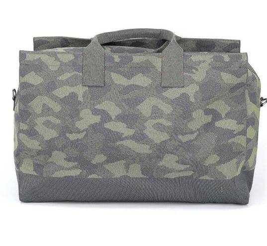 Rothy's NWoT Rothy’s The Weekender in Olive Camo Large Duffle w/ Strap Dust & Wash Bag