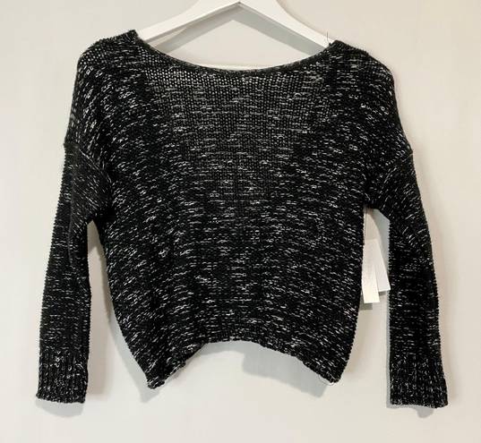 Abound Women’s Cropped Twist Back Long Sleeve Knit Sweater Black Size XXS NWT