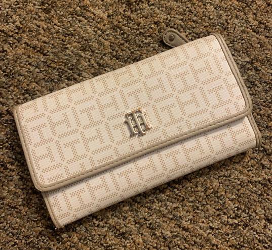 Tommy Hilfiger Wallet