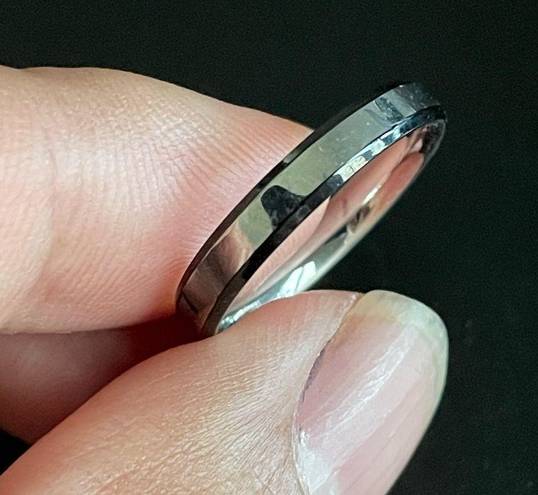 Edge 3mm black  silver ring size 8