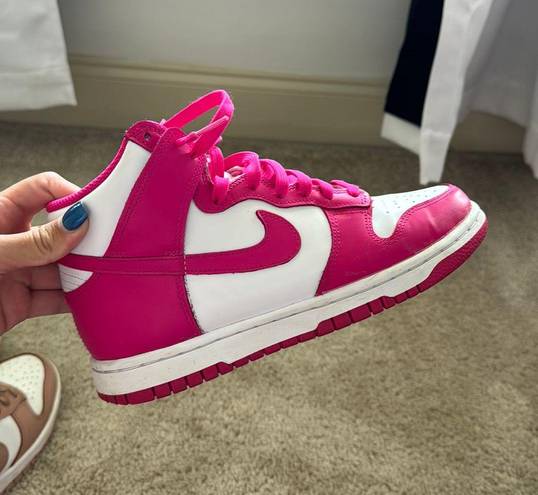 Nike Women’s Dunk High