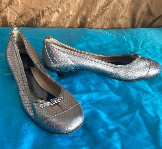 Kate Spade  metallic silver ballet slippers w/heel