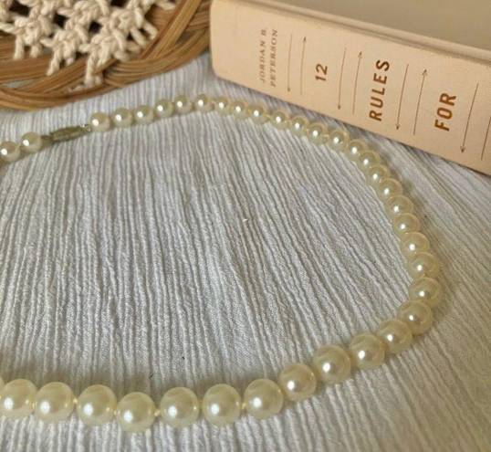 American Vintage Vintage “Devereaux” Ivory Pearl Necklace 18.5” Hand Knotted Classic Elegant